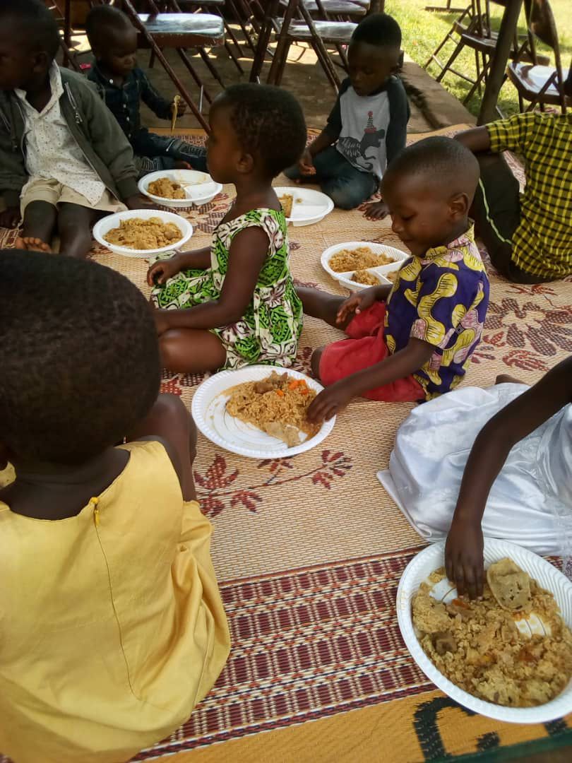 Sharing food and care